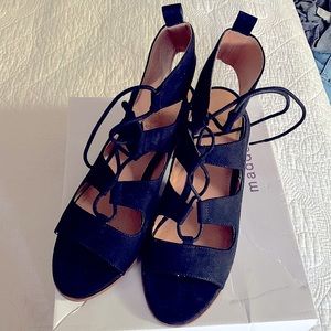 Madden girl black size 10 Booyah lace up ankle sandals